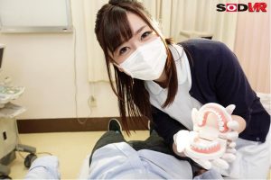 【VR】歯科助手 まなみ 23歳 （B86 W58 H86）